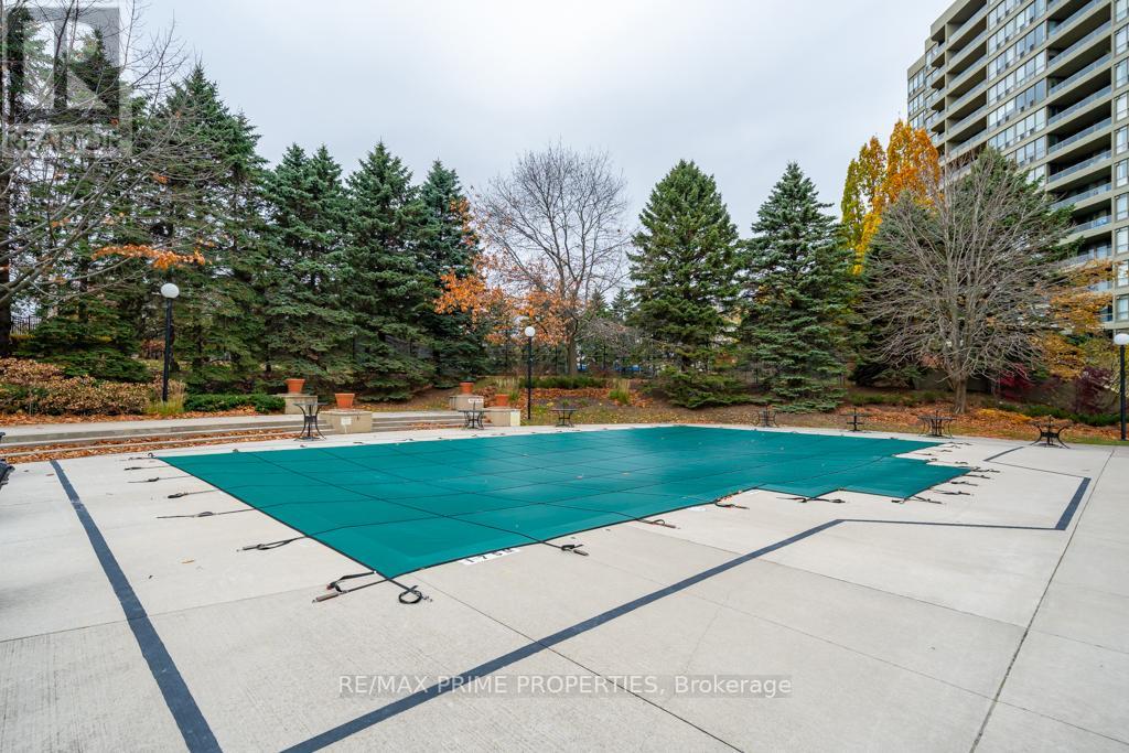 #310 -1890 VALLEY FARM RD, #310