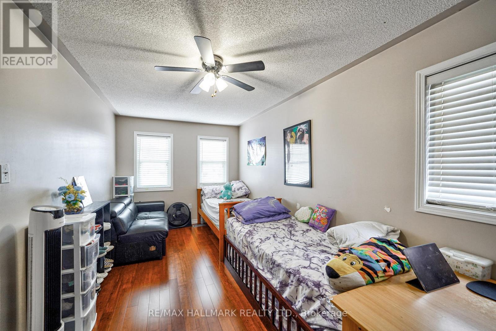 42 BROWNRIDGE PL