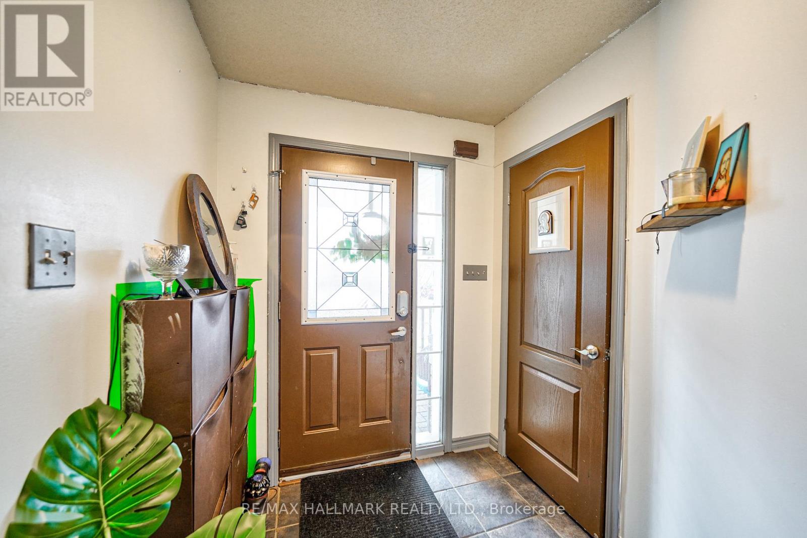 42 BROWNRIDGE PL