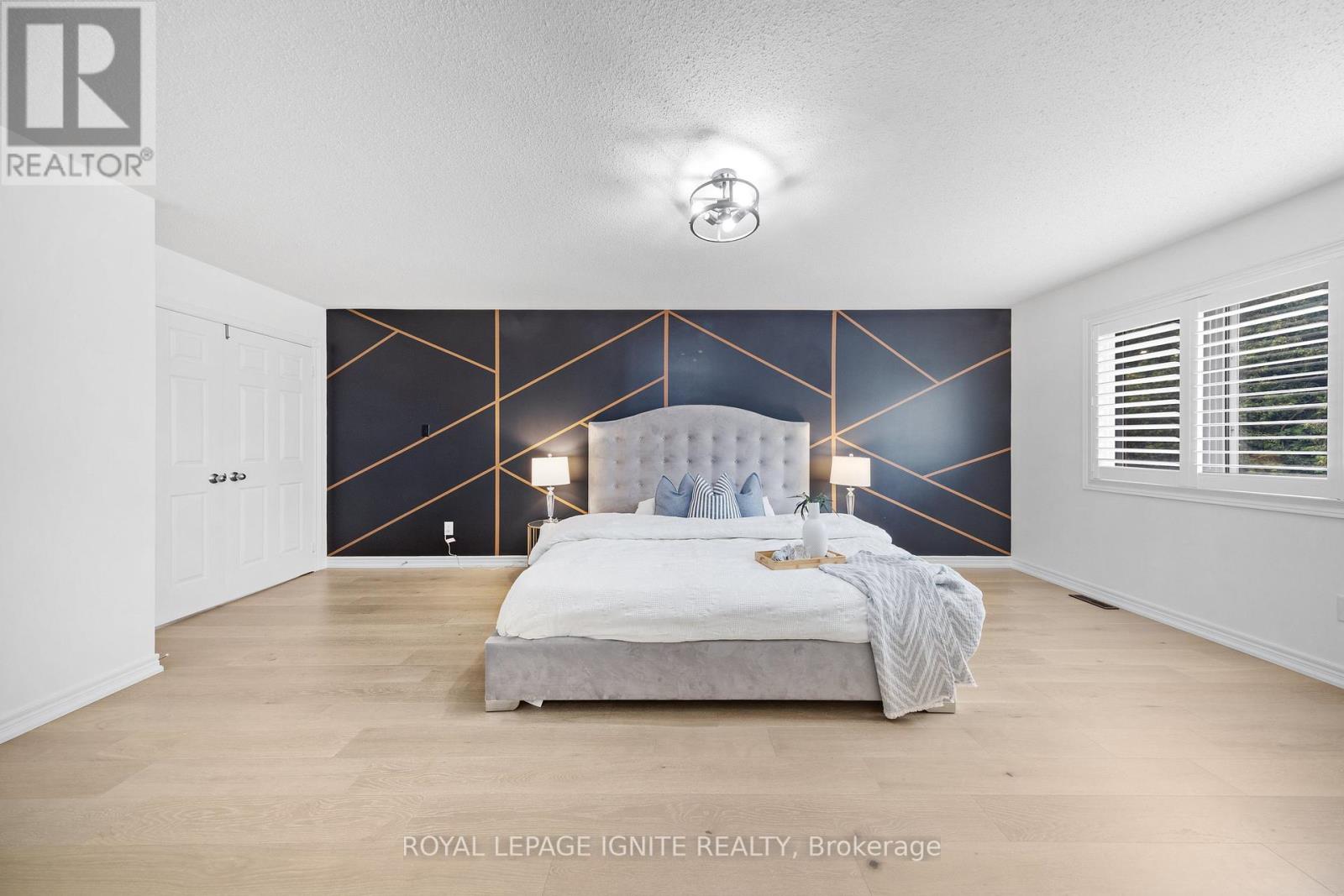 1330 MADDOCK DR