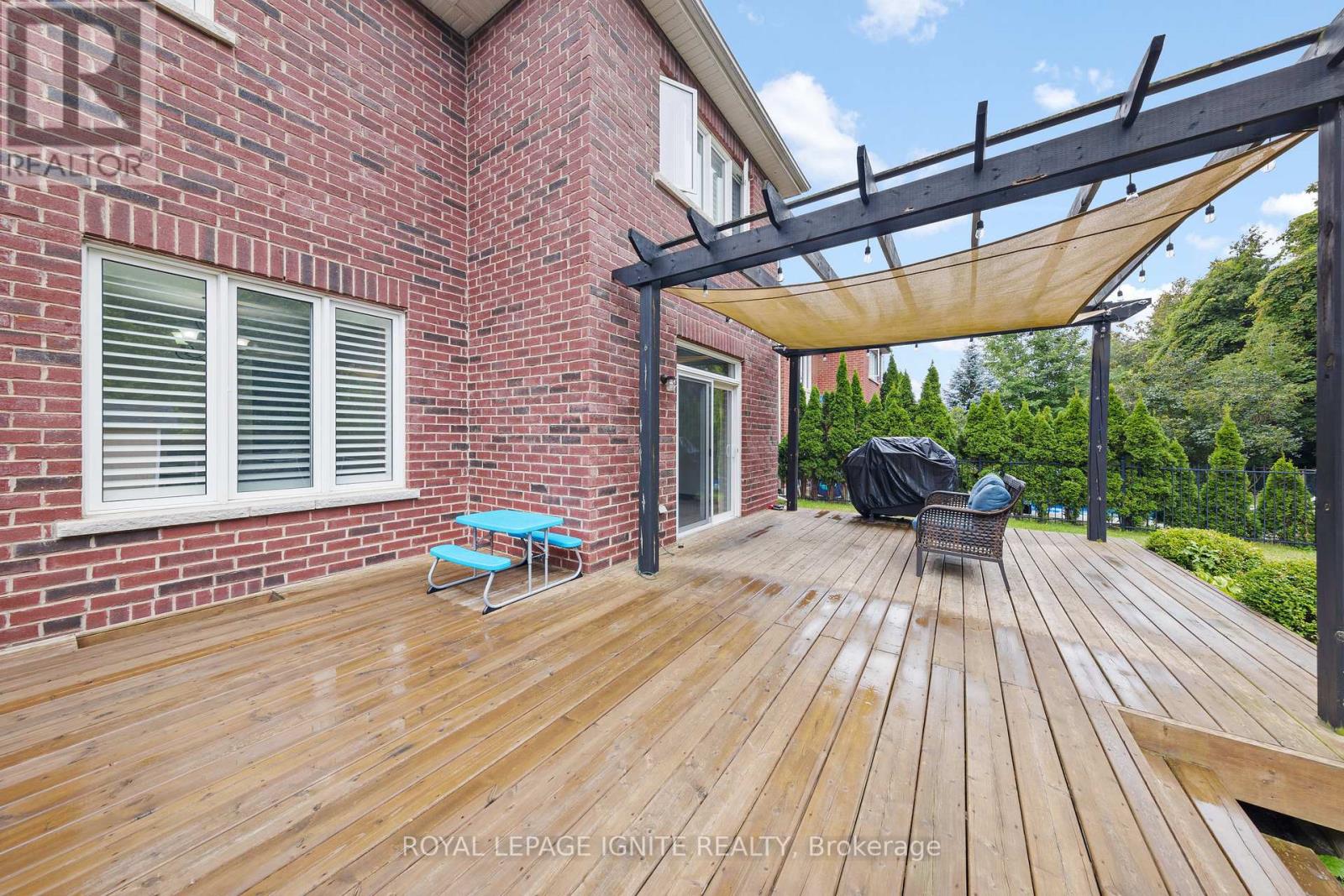 1330 MADDOCK DR