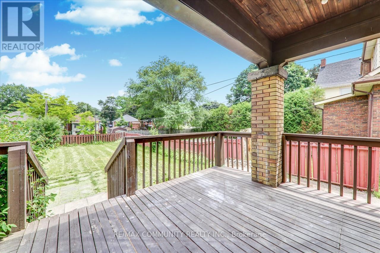 #MAIN -507 BROCK ST S, #Main