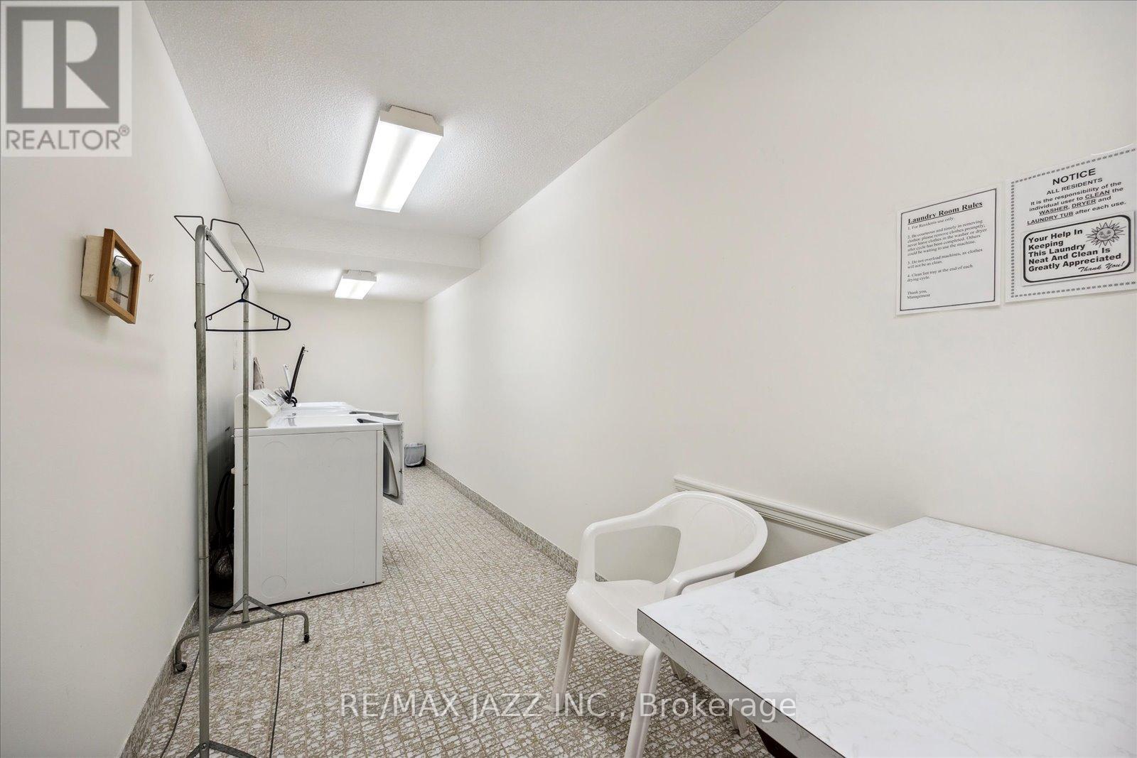 ##206 -120 ELGIN ST W, ##206