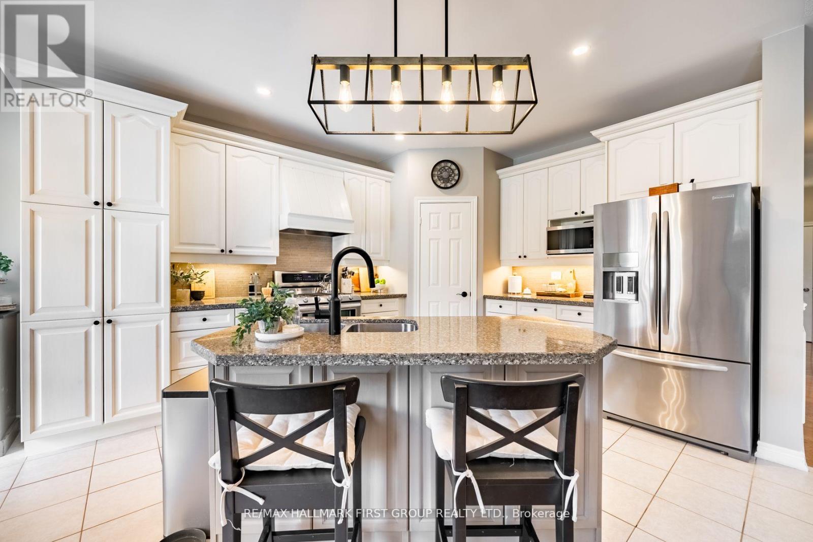 1052 WINDRUSH DR