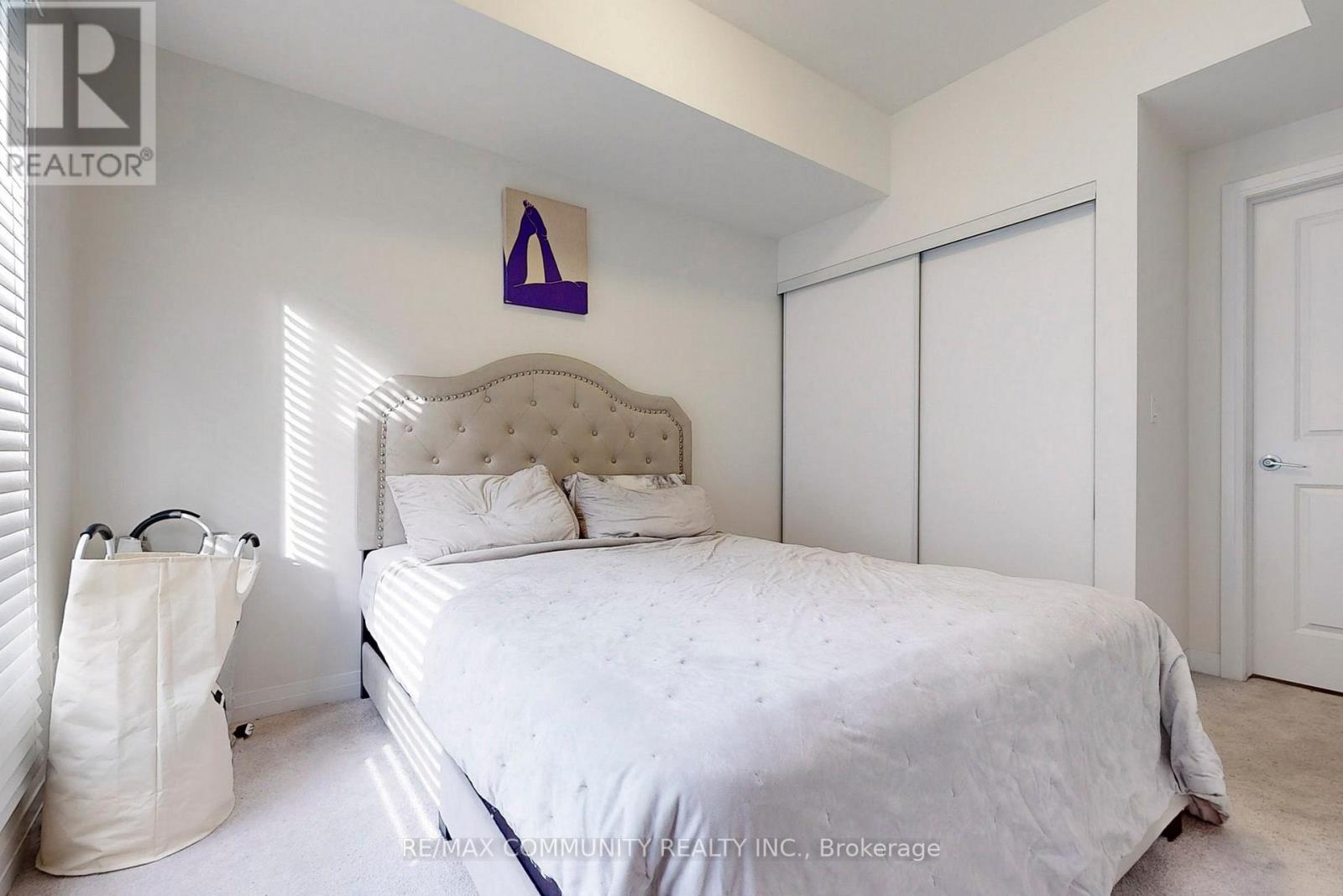 #201 -2635 WILLIAM JACKSON DR, #201