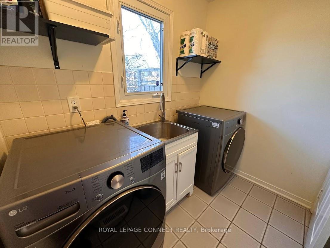 #MAIN -9 REDMOND DR, #Main