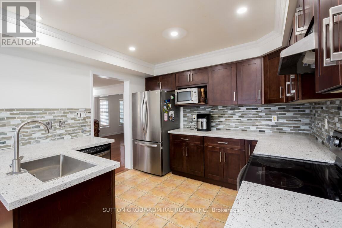 1256 LANGLEY CIRC
