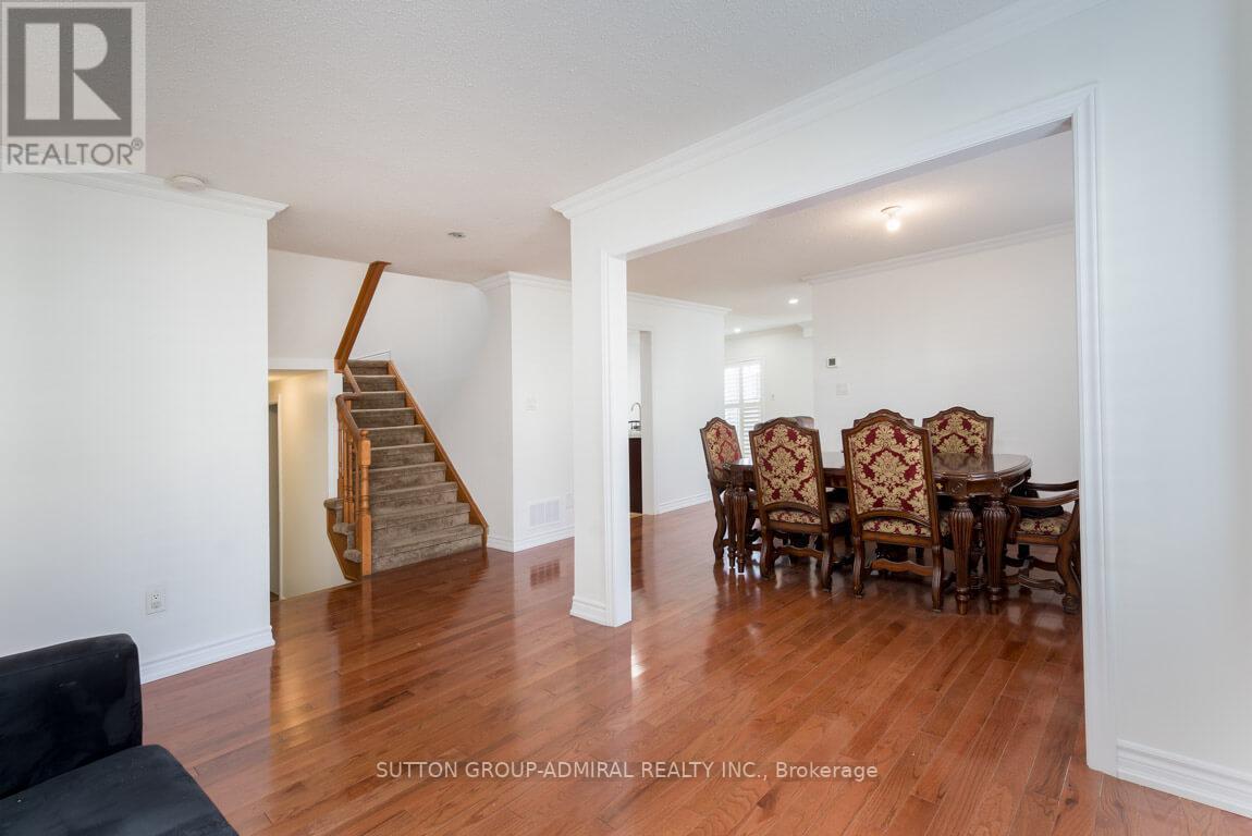 1256 LANGLEY CIRC