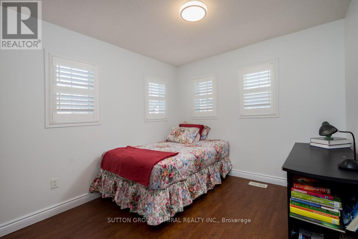 1256 LANGLEY CIRC