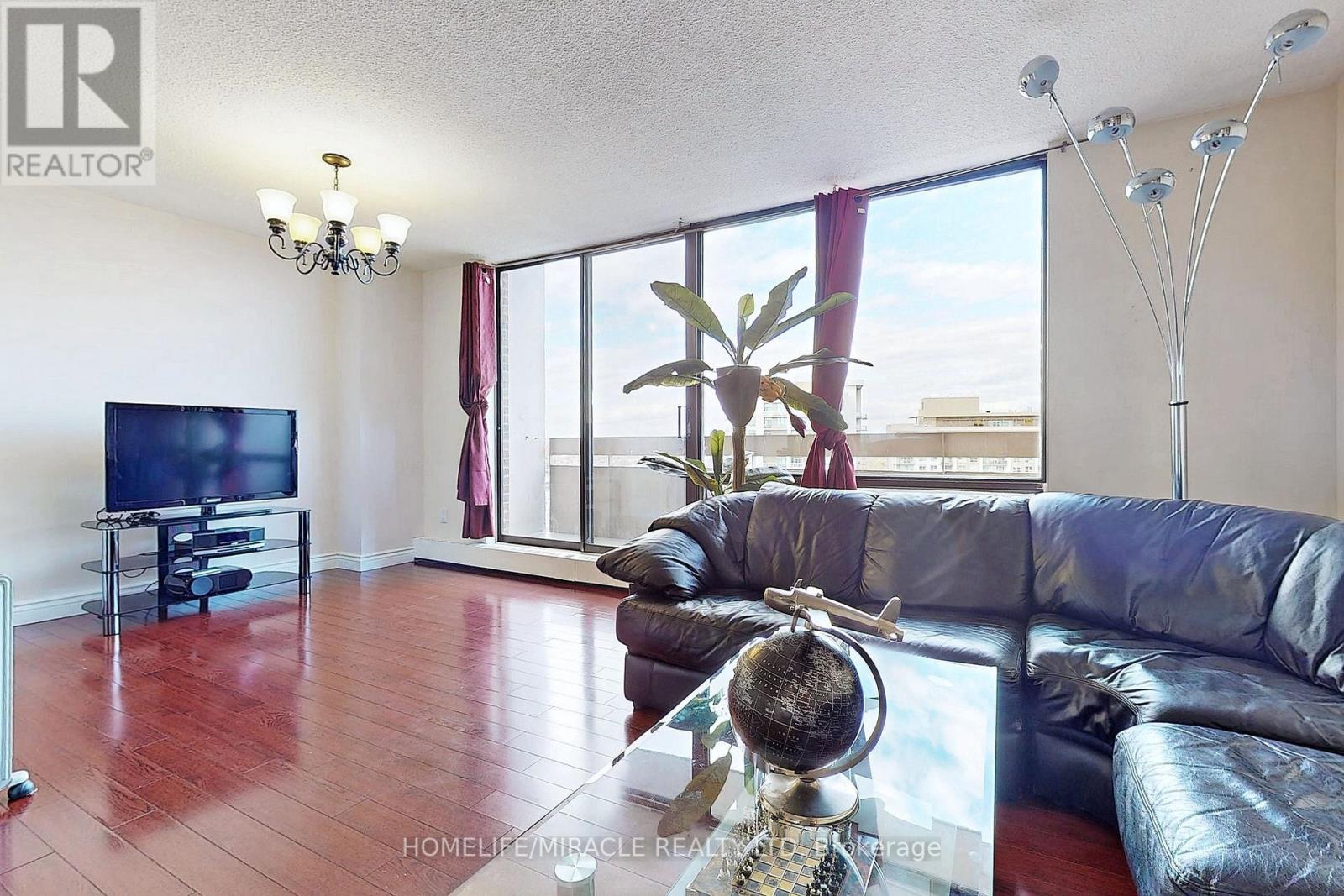 #1903 -1210 RADOM ST, #1903