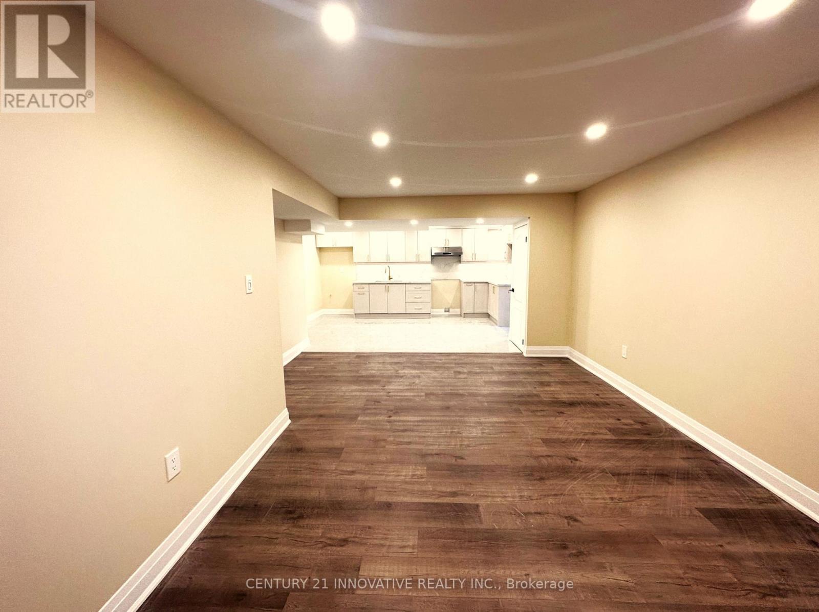 124 HURST DR
