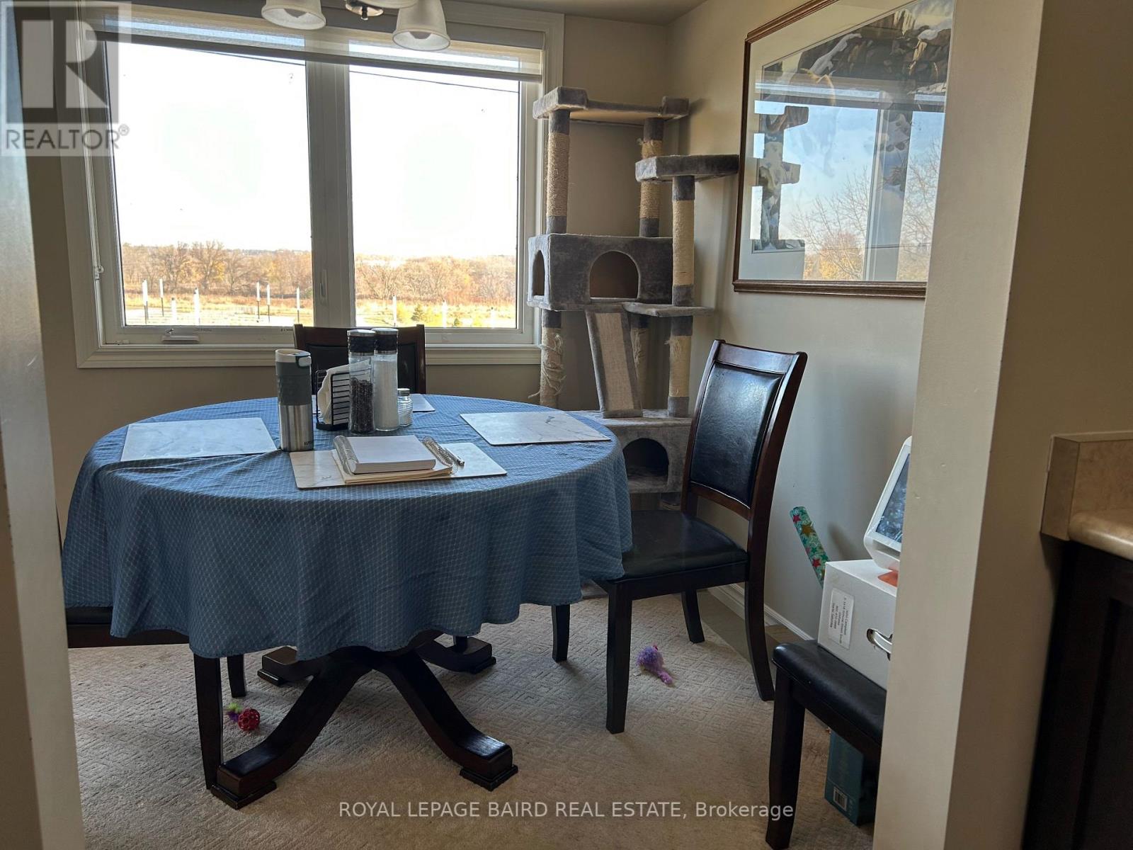 #1 -1418 SIMCOE ST S, #1