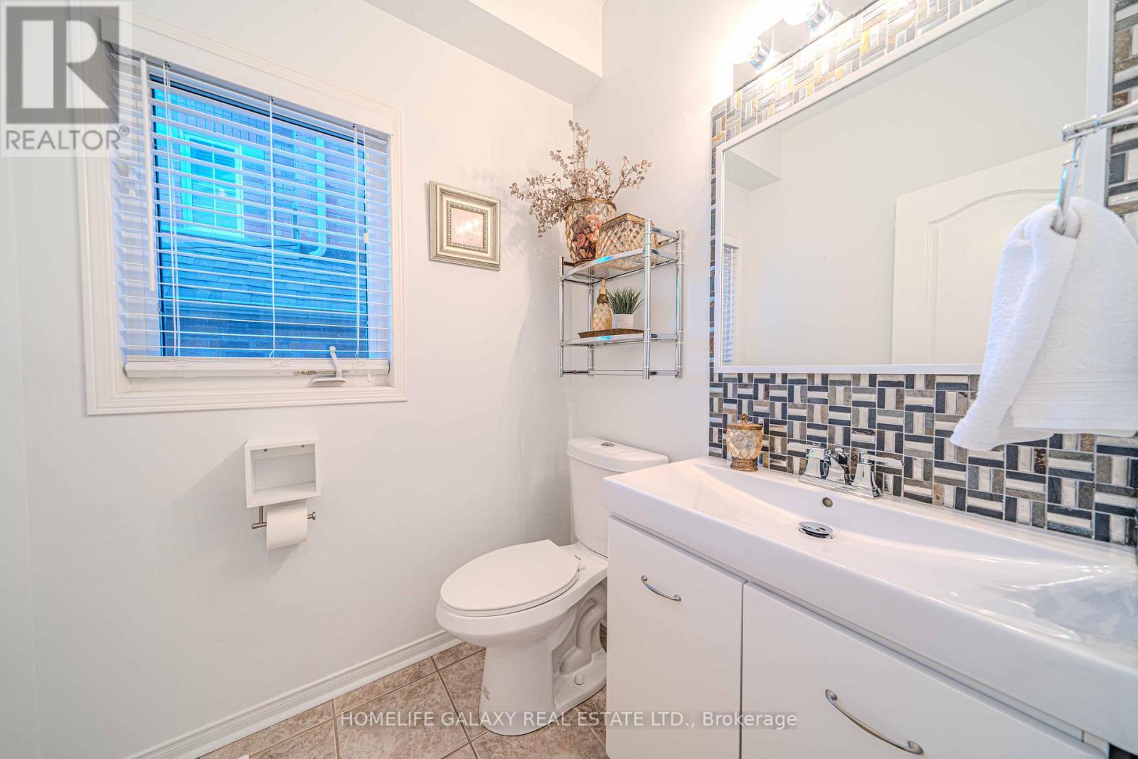 66 WILLIAMSON DR E