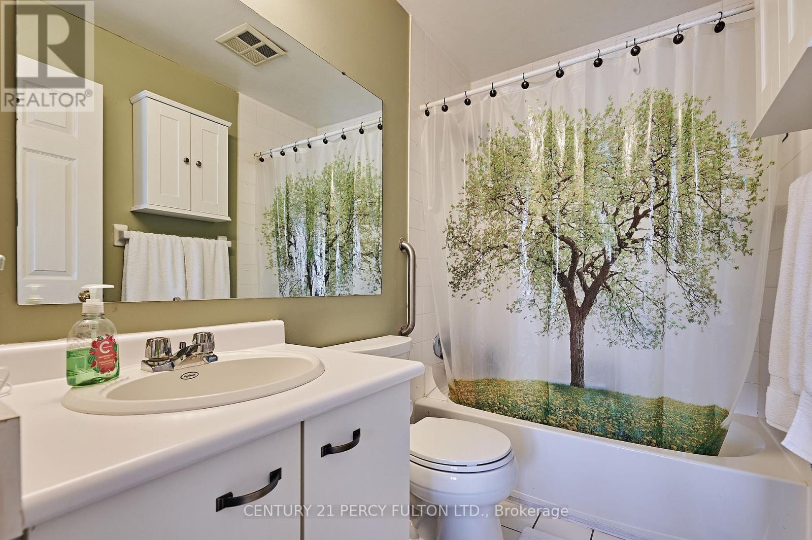 #212 -191 LAKE DRIVEWAY  W, #212