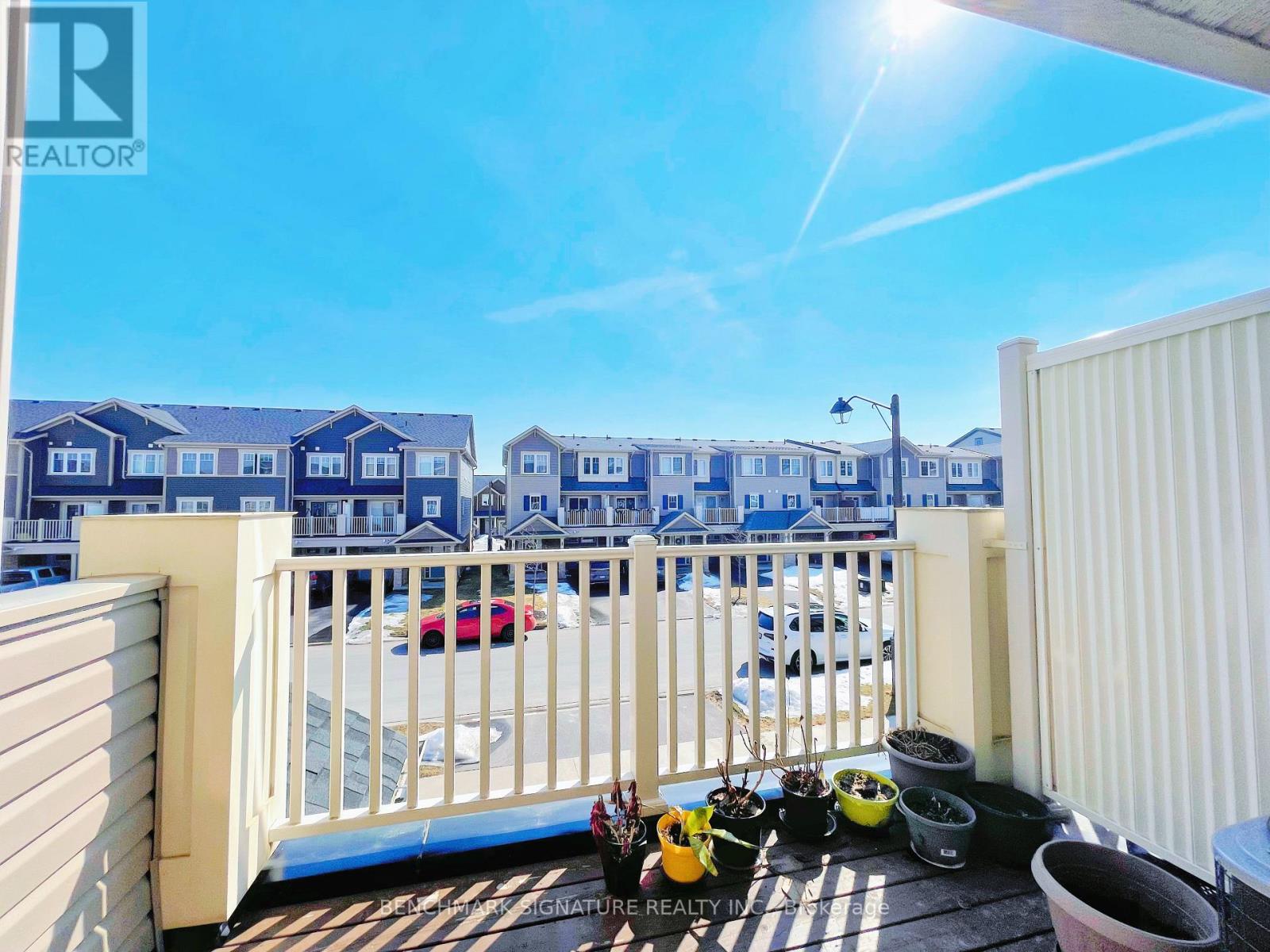 9 NEARCO CRES