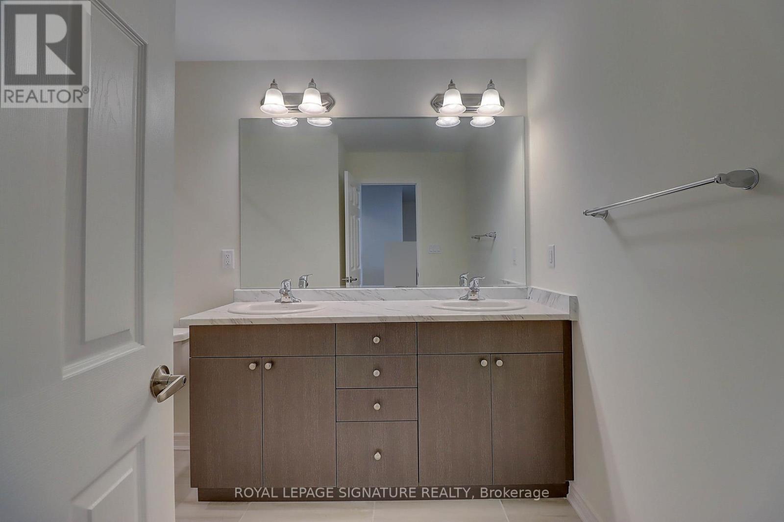 3229 CHIMNEY SWIFT CRES
