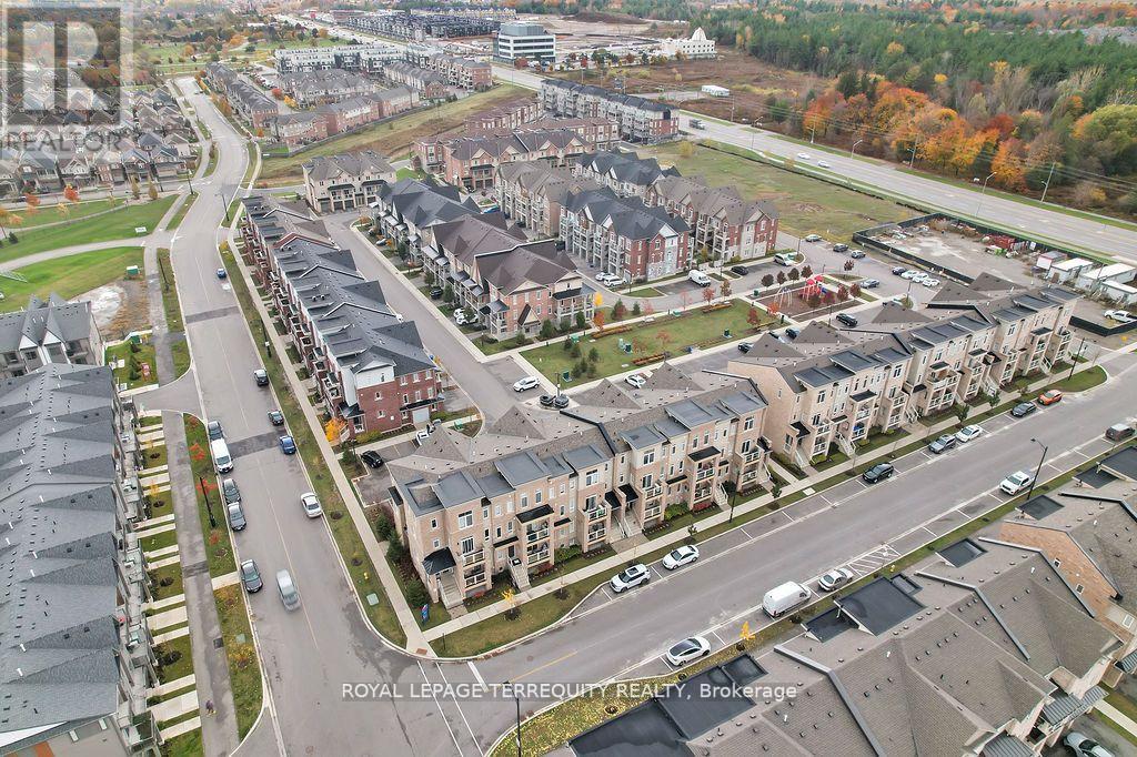 #243 -1811 REX HEATH DR