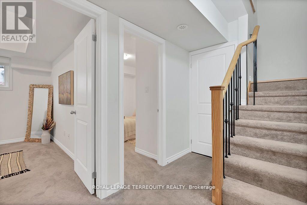 #243 -1811 REX HEATH DR