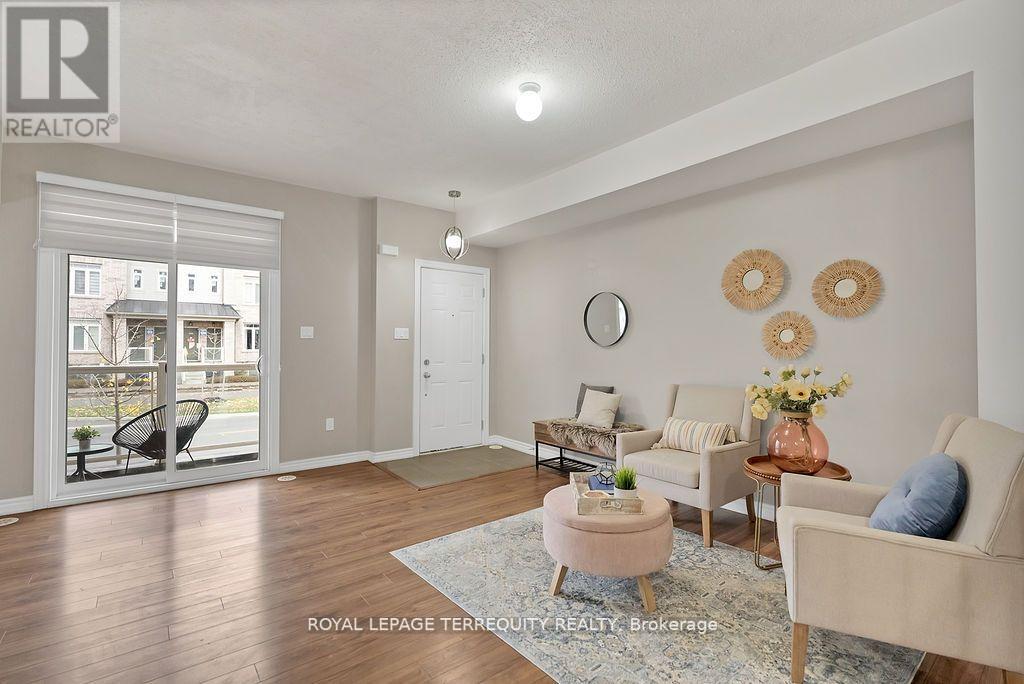 #243 -1811 REX HEATH DR