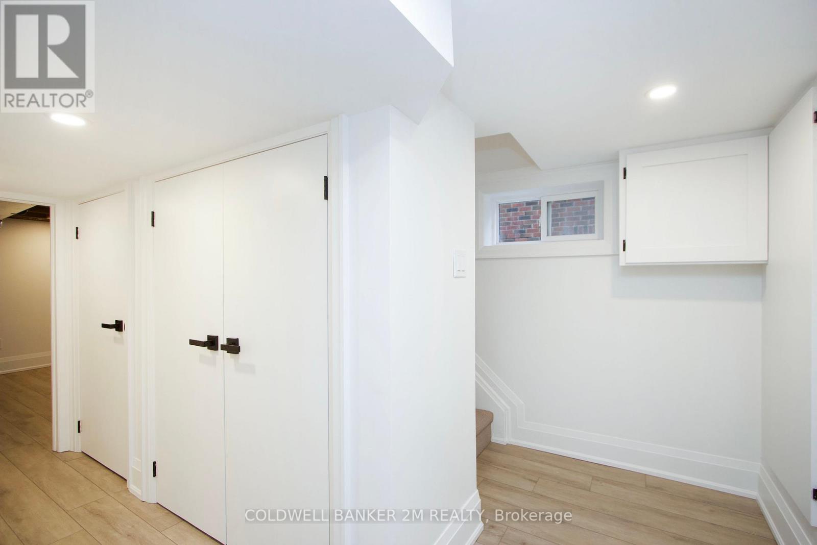 114 WARREN AVE