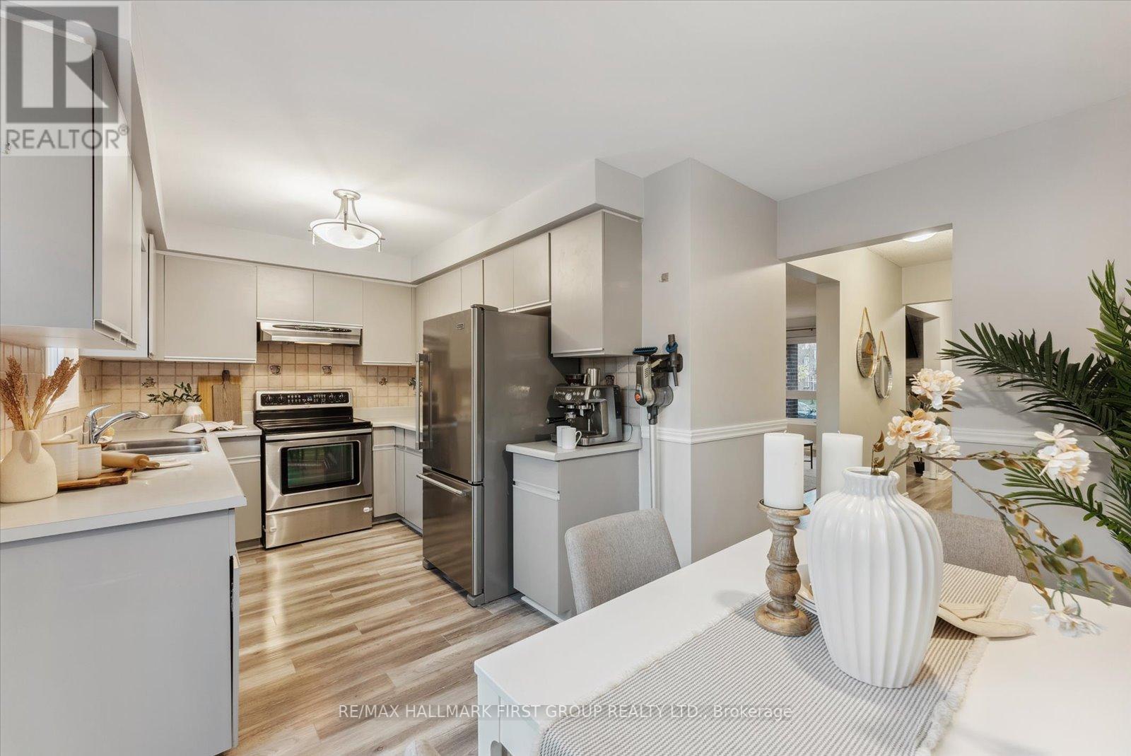 927 REDBIRD CRES