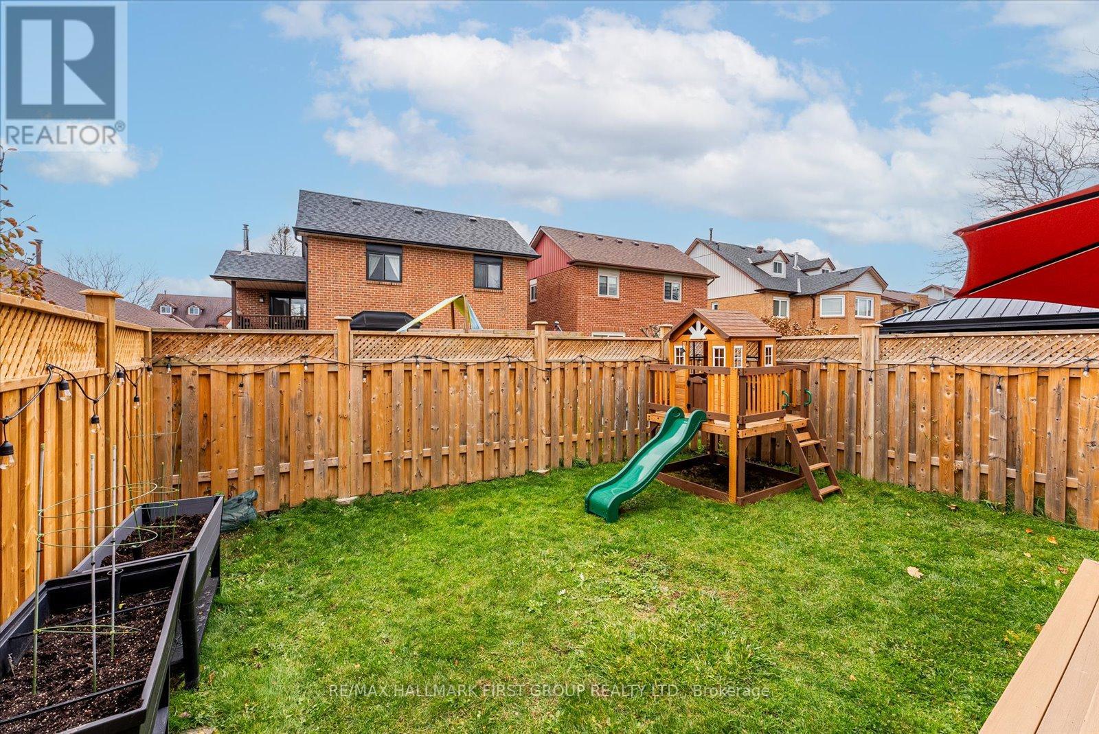 927 REDBIRD CRES