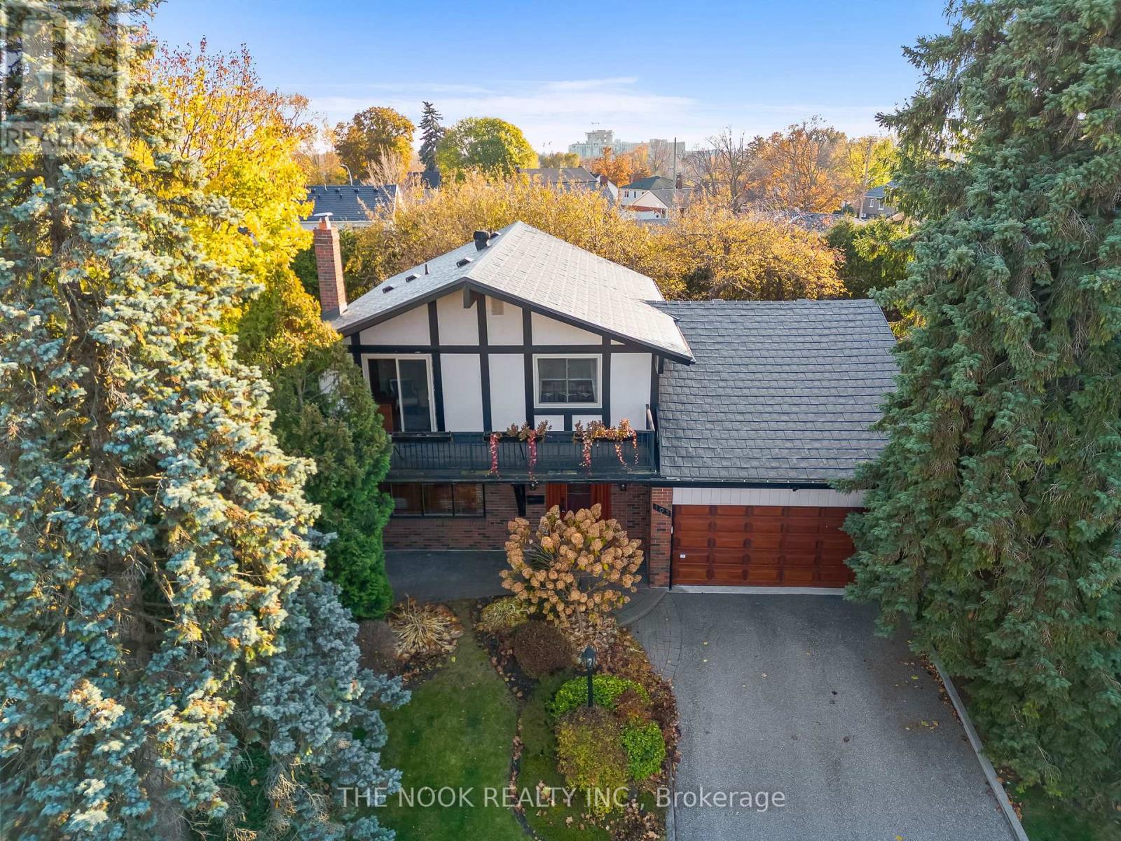 103 ORCHARD CRT