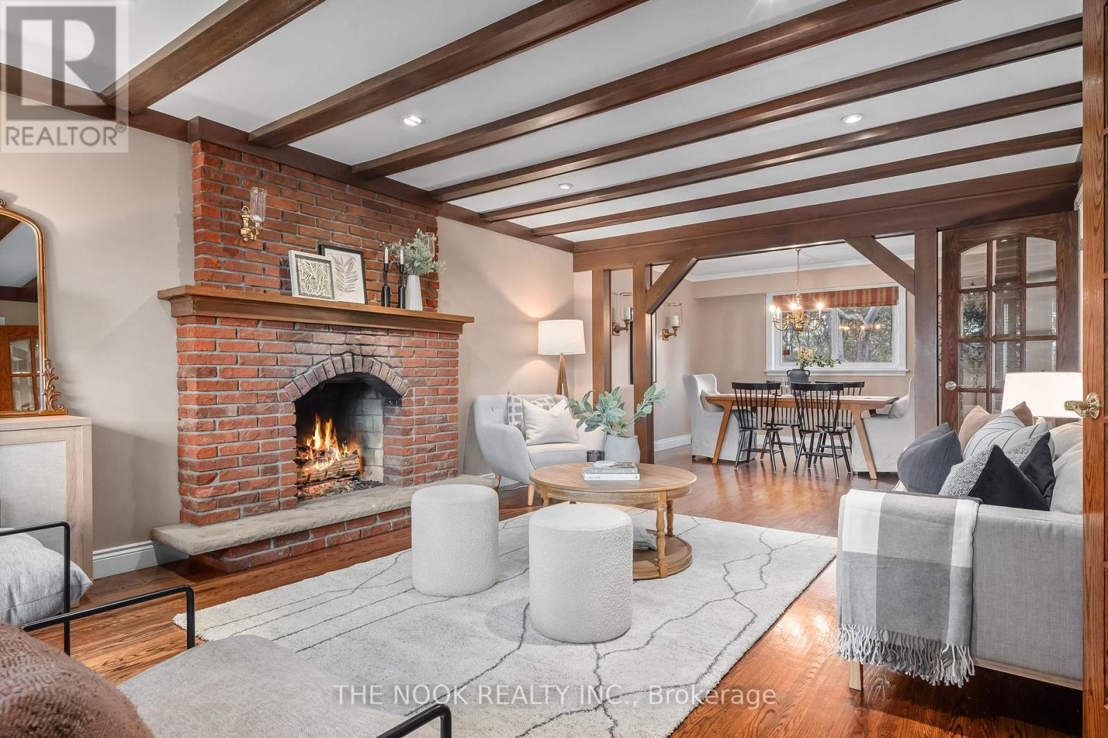 103 ORCHARD CRT