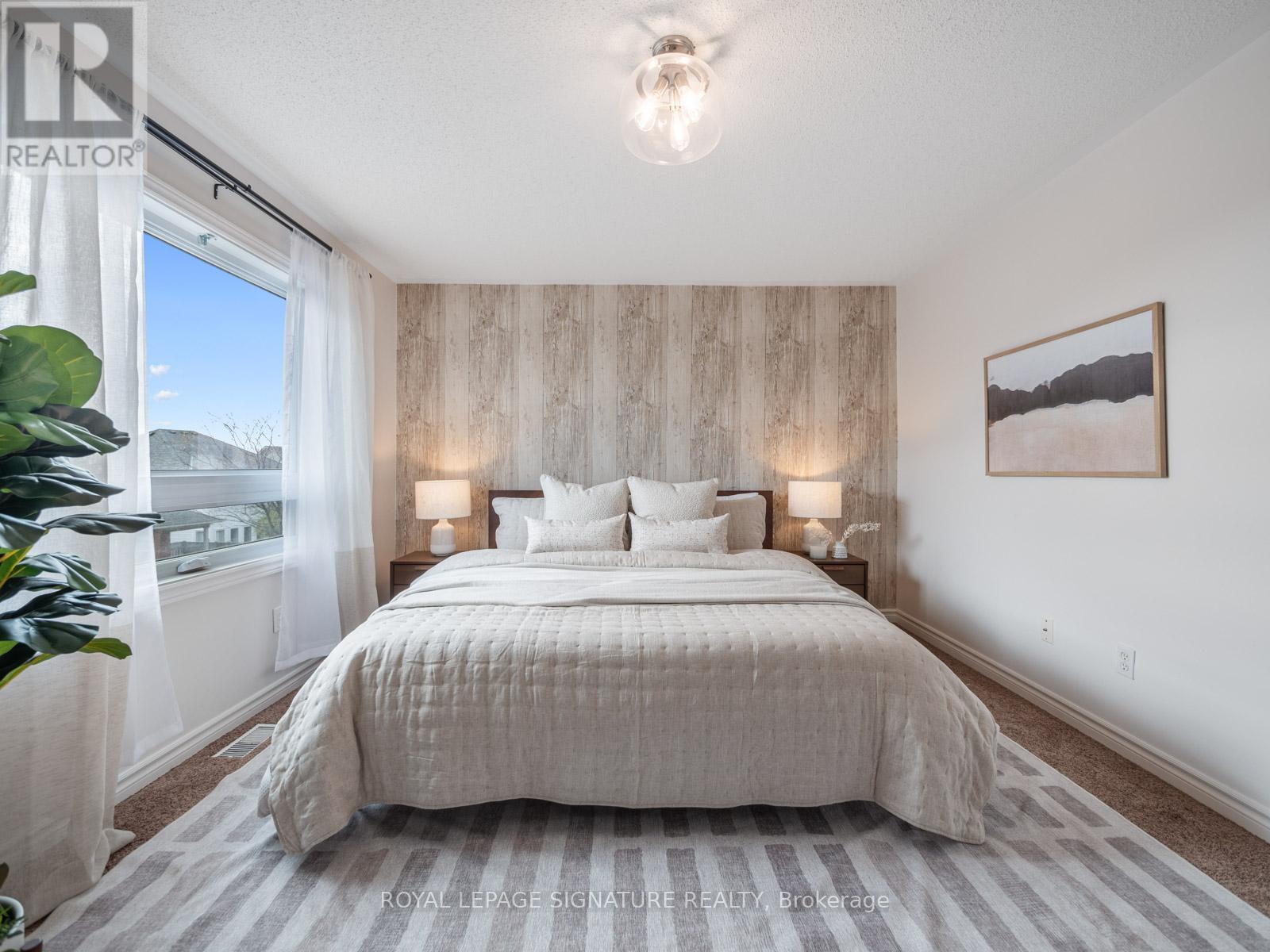 5 CHAREST PL