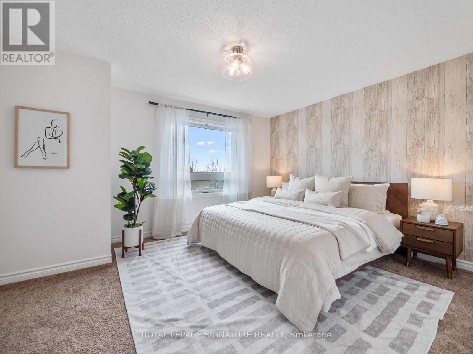 5 CHAREST PL
