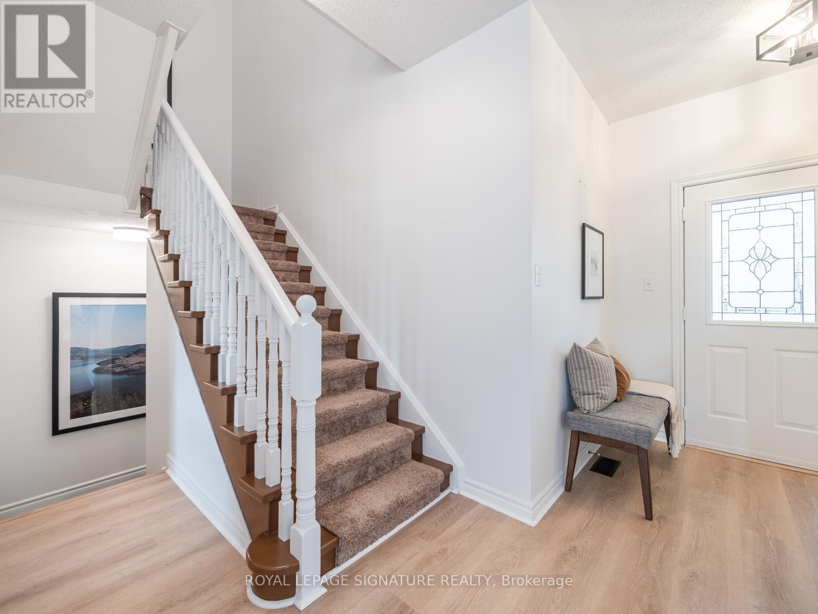 5 CHAREST PL