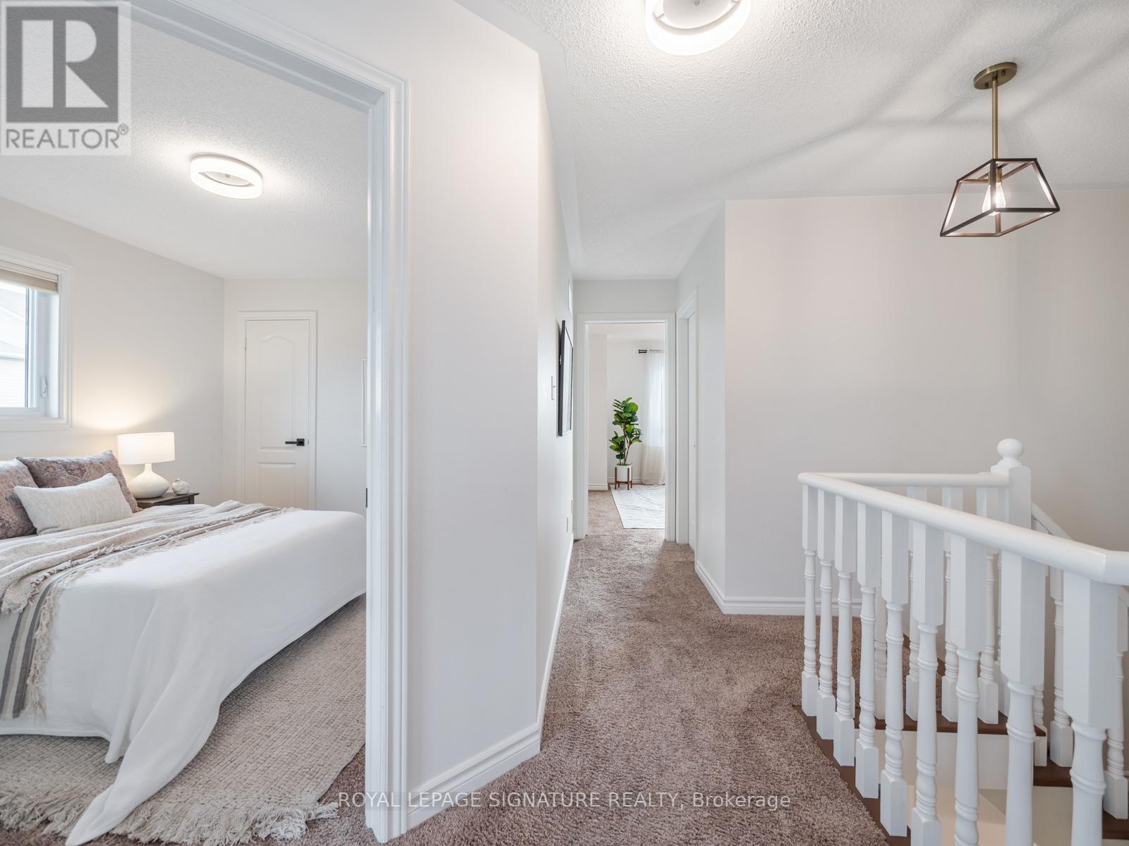 5 CHAREST PL