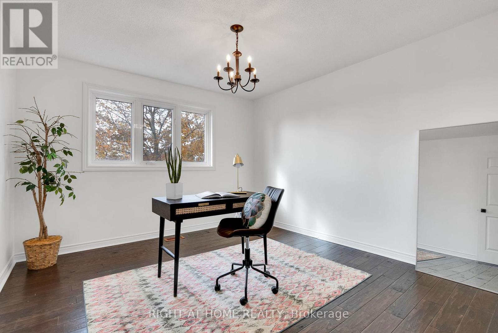 35 INGLEWOOD PL
