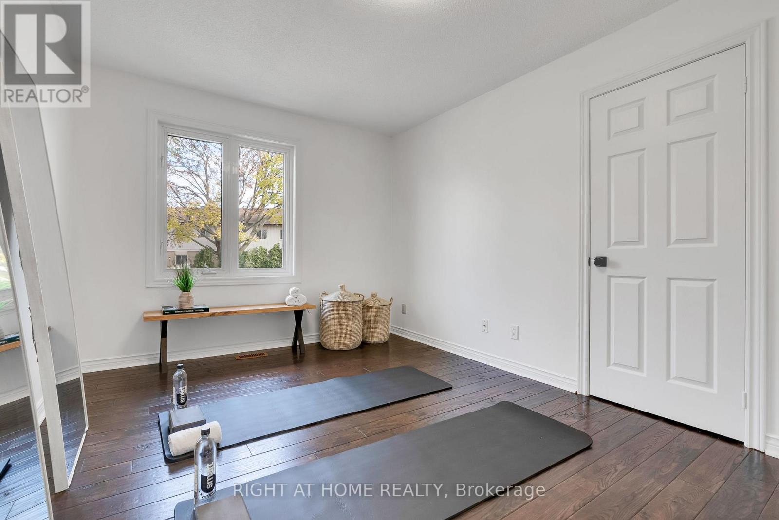 35 INGLEWOOD PL
