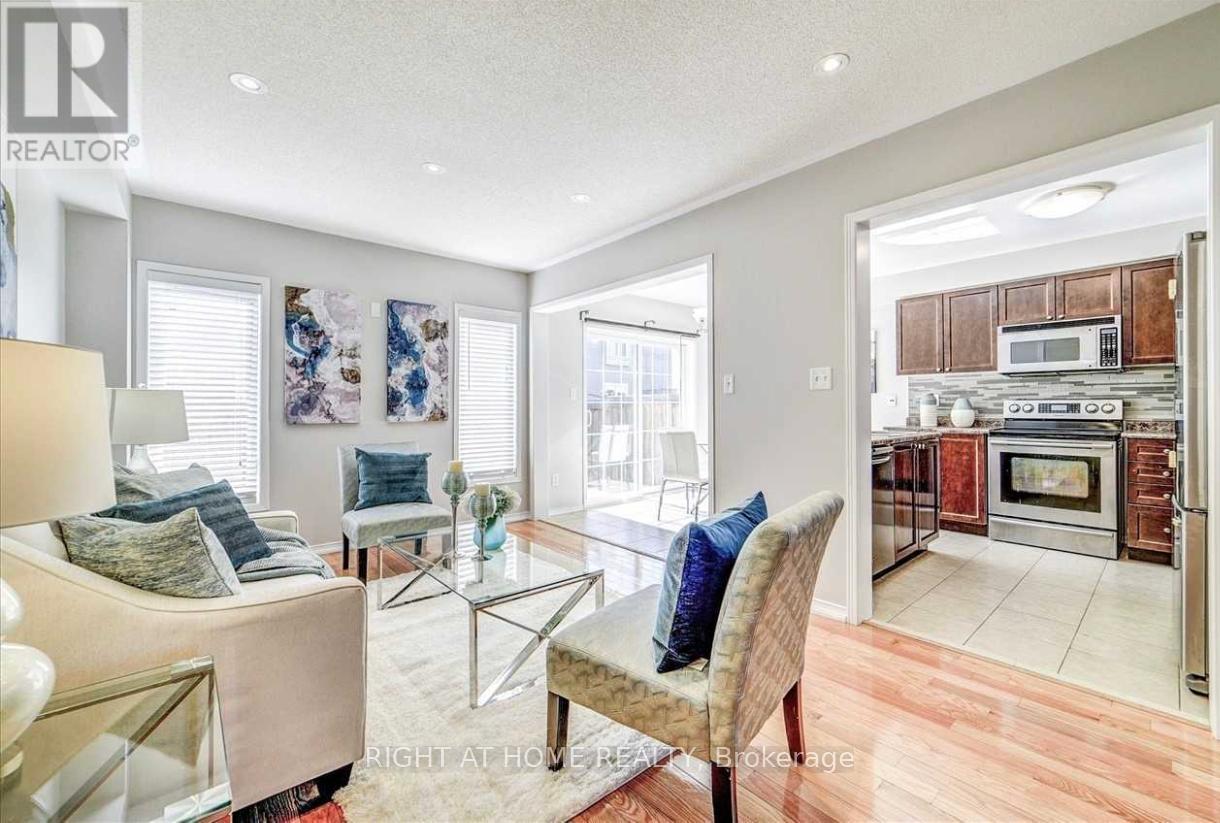 5 WESTRAY CRESCENT CRES E