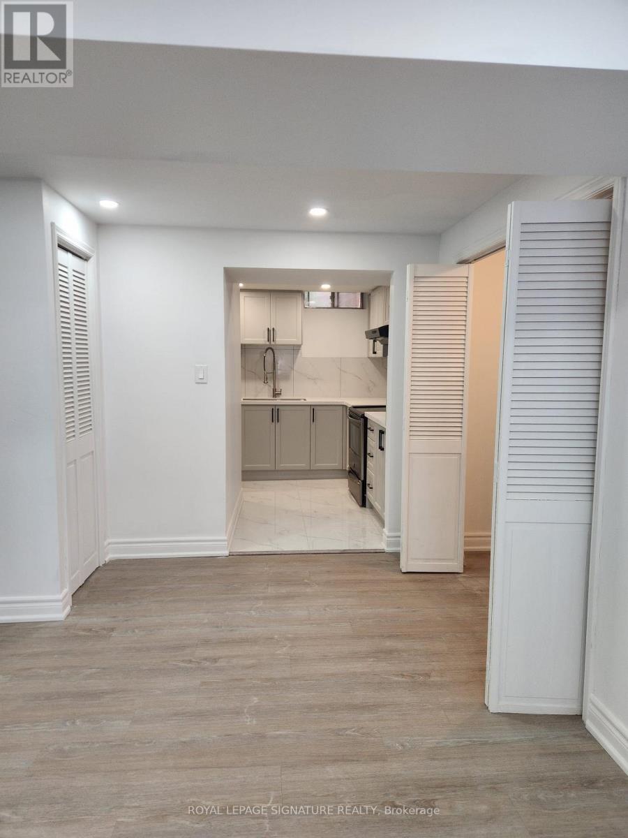 #BSMT -114 KEARNEY DR, #Bsmt