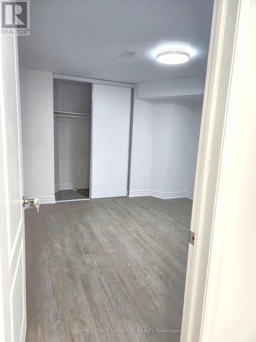 #BSMT -114 KEARNEY DR, #Bsmt