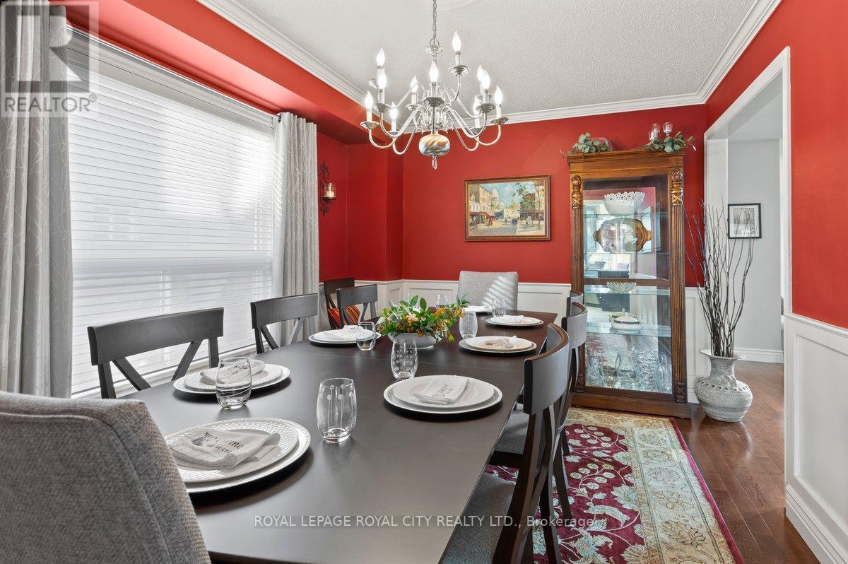 8 REDVERS ST