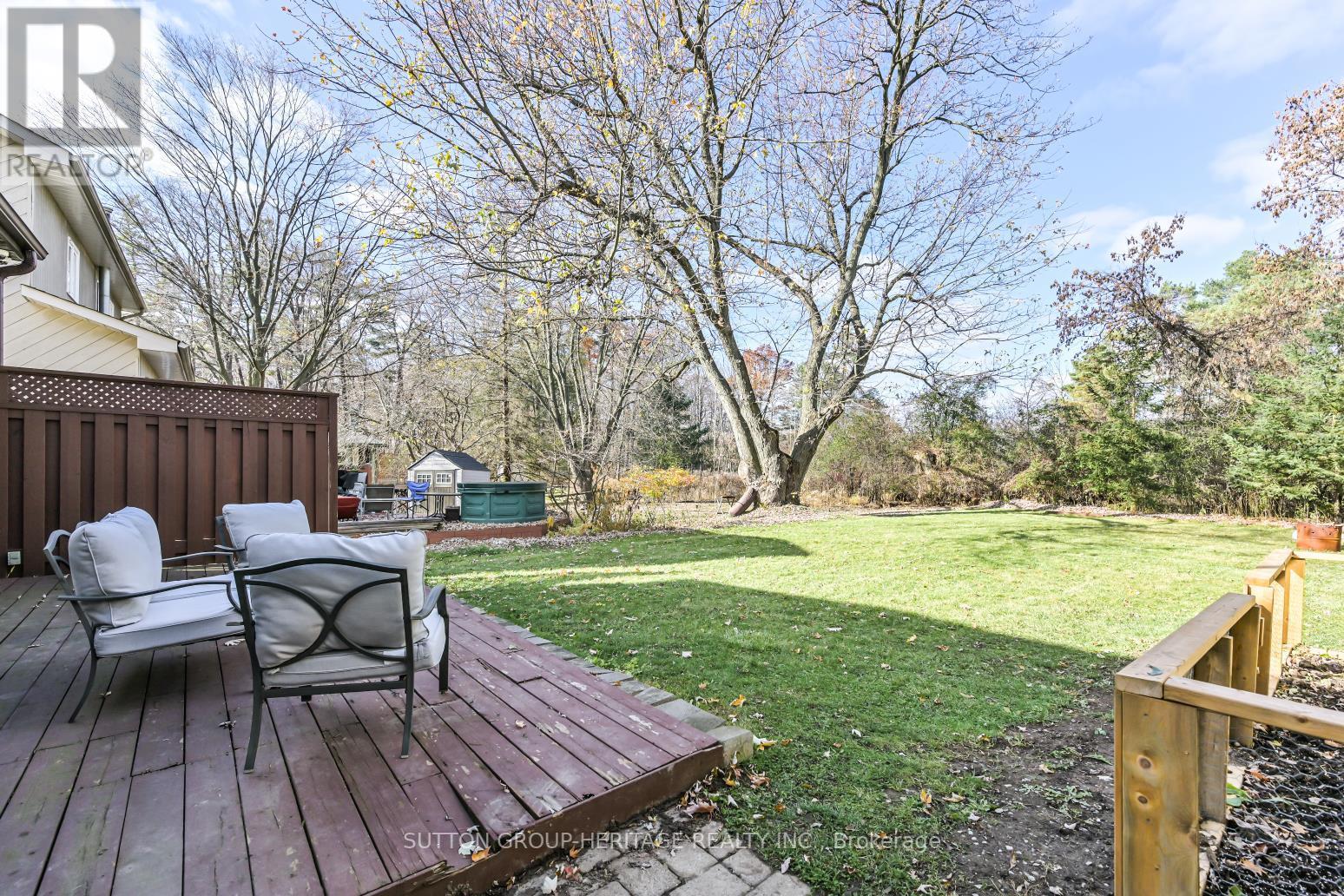 50 TWYN RIVERS DR