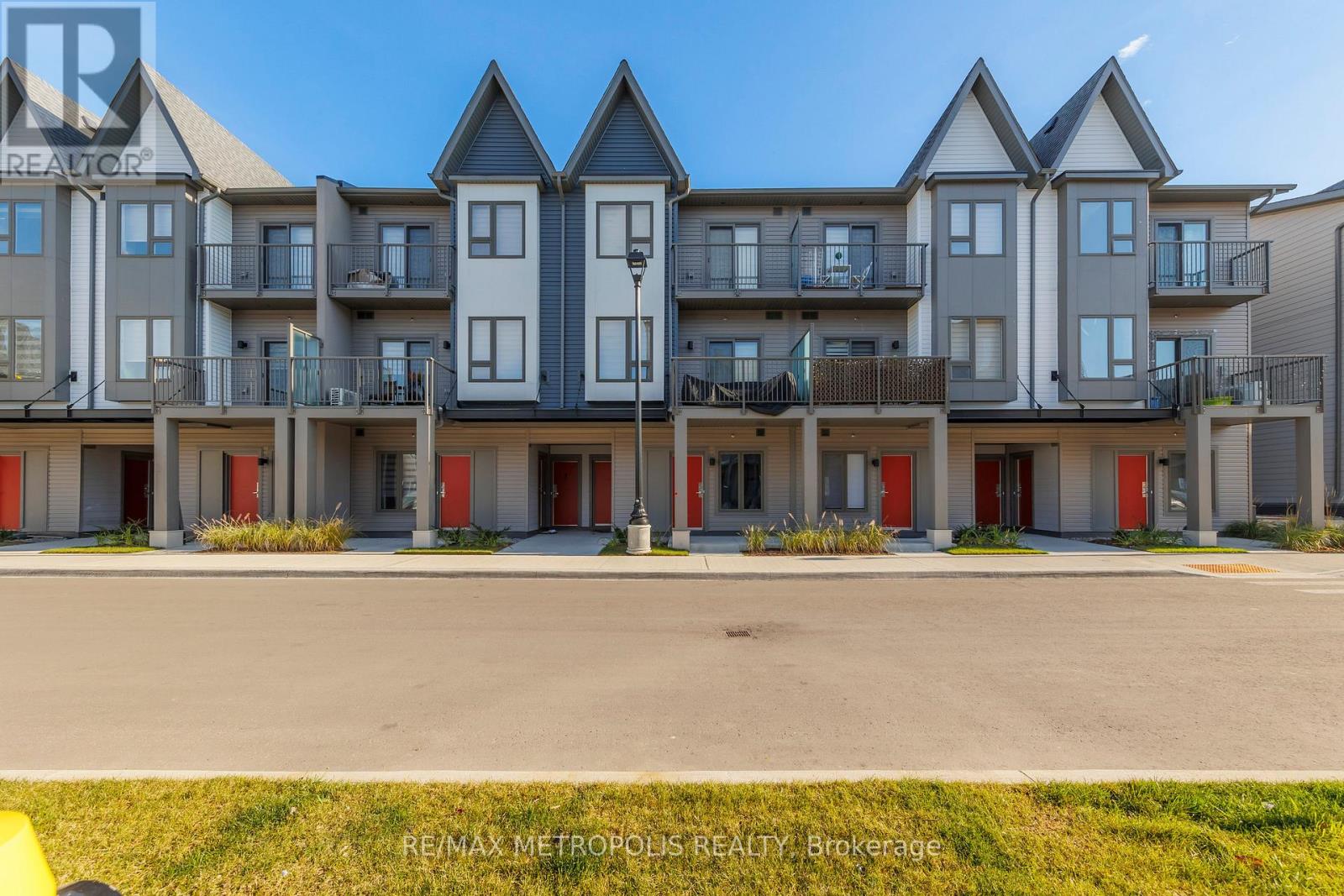 #719 -2635 WILLIAM JACKSON DR, #719
