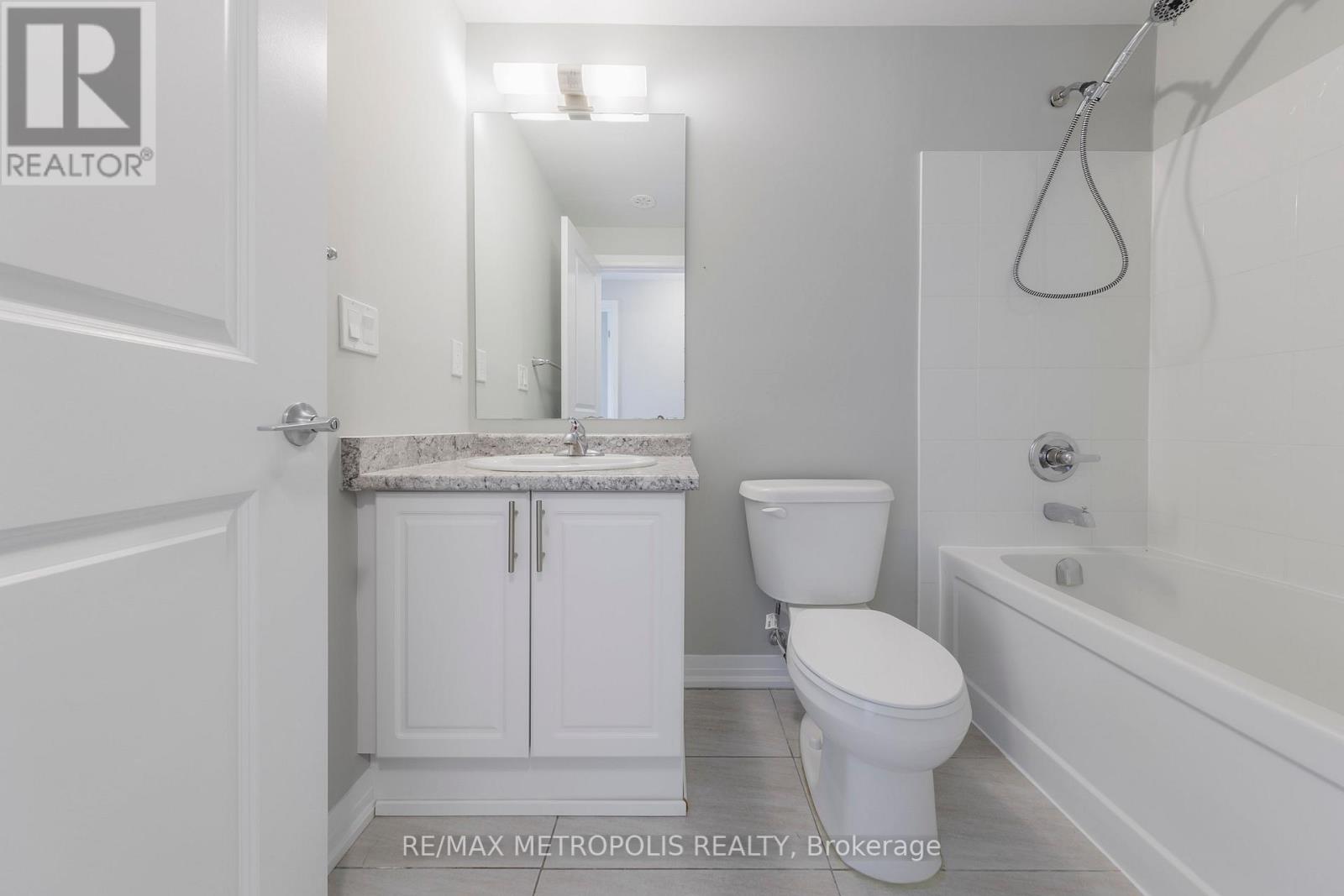 #719 -2635 WILLIAM JACKSON DR, #719