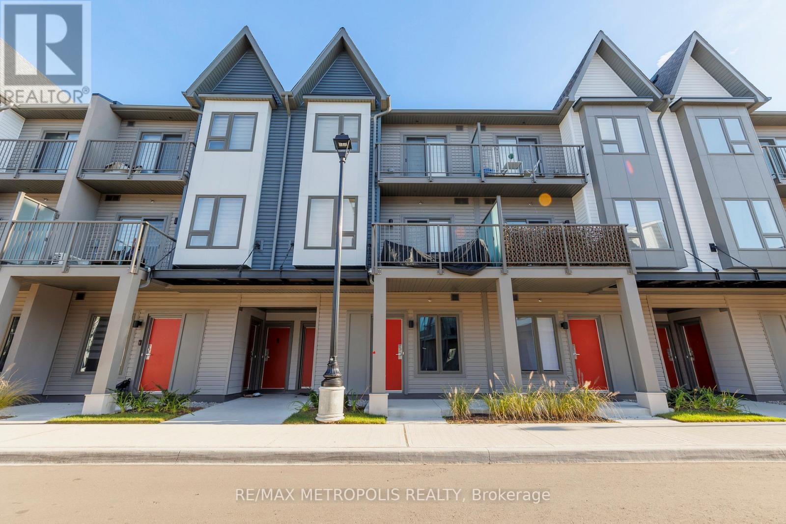 #719 -2635 WILLIAM JACKSON DR, #719