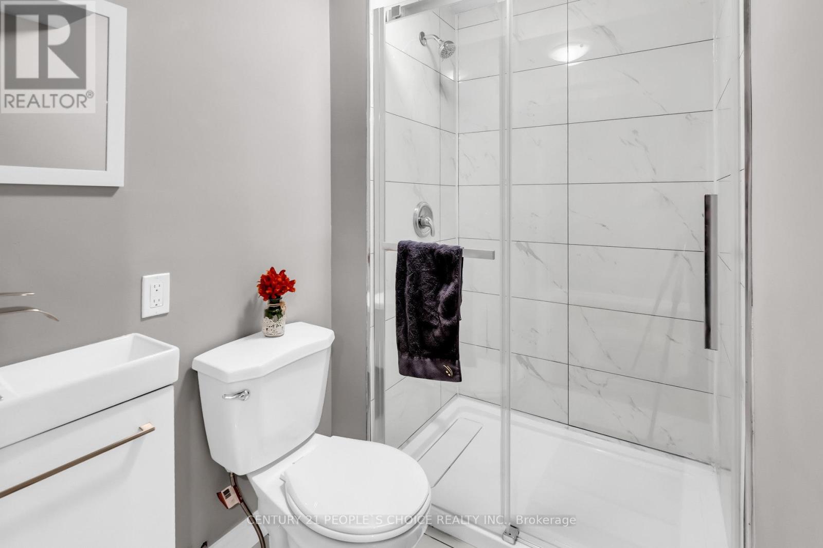 769 ATTERSLEY DR