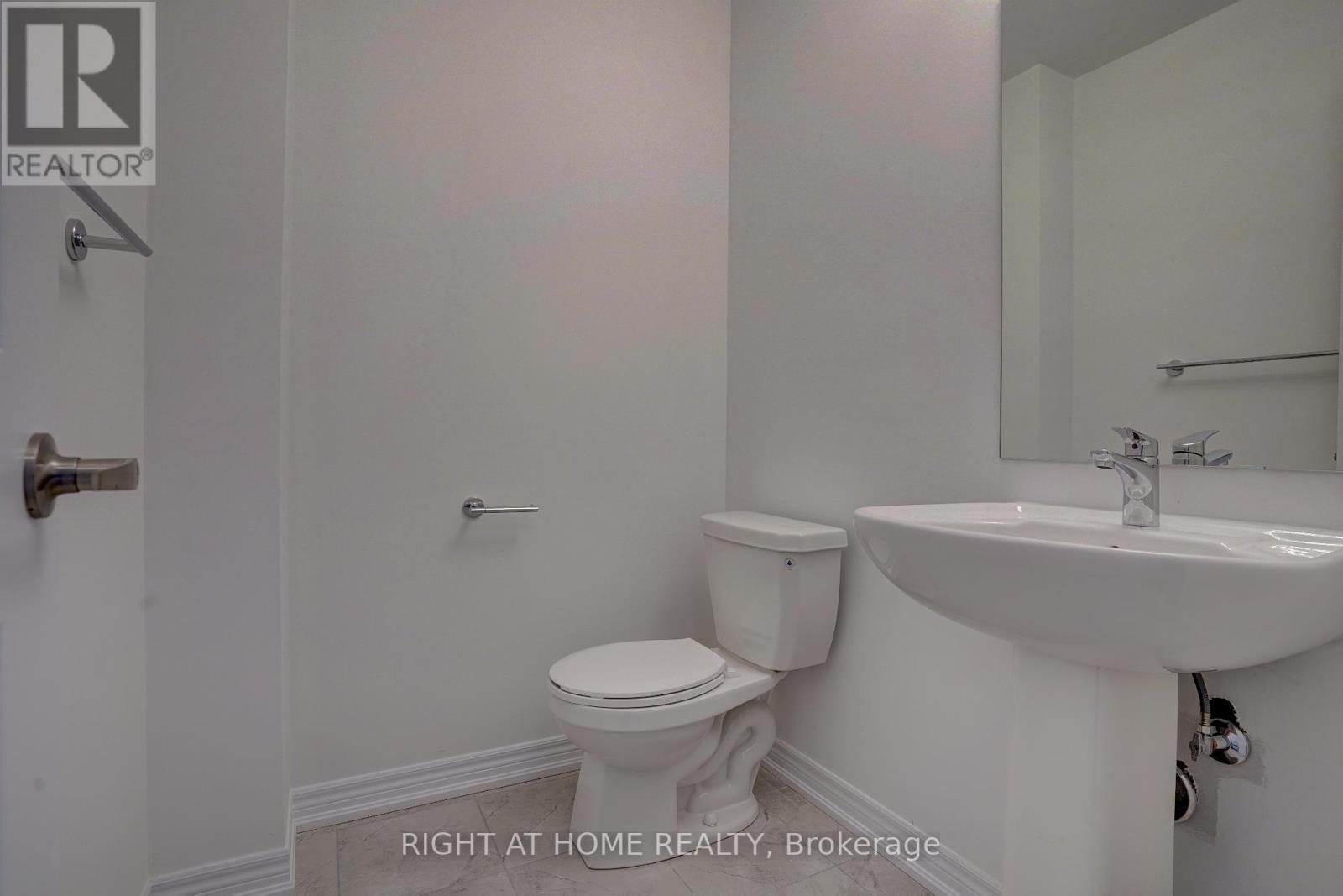 1124 LOCKIE DR