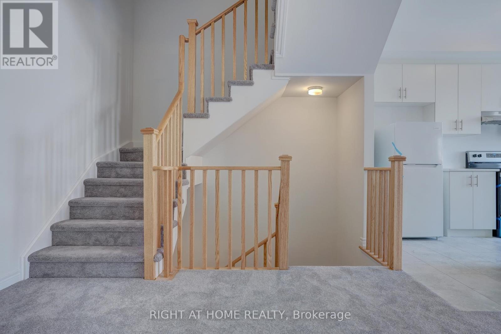 1124 LOCKIE DR