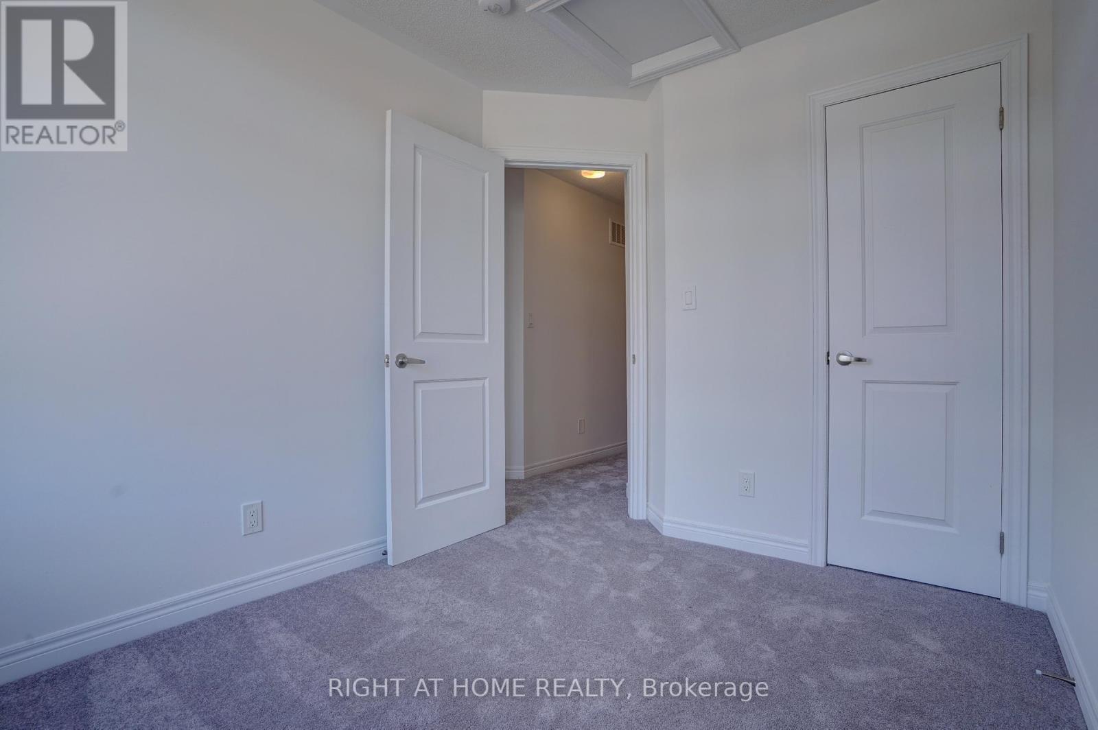 1124 LOCKIE DR
