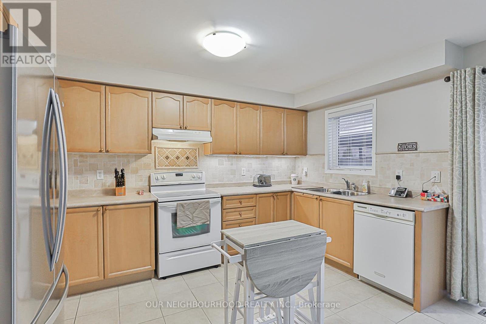 62 MCNICOL CRES