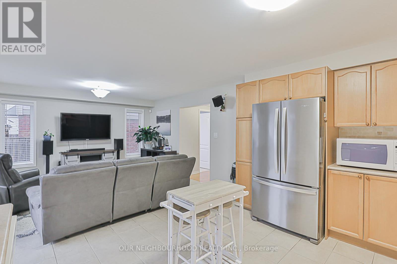 62 MCNICOL CRES