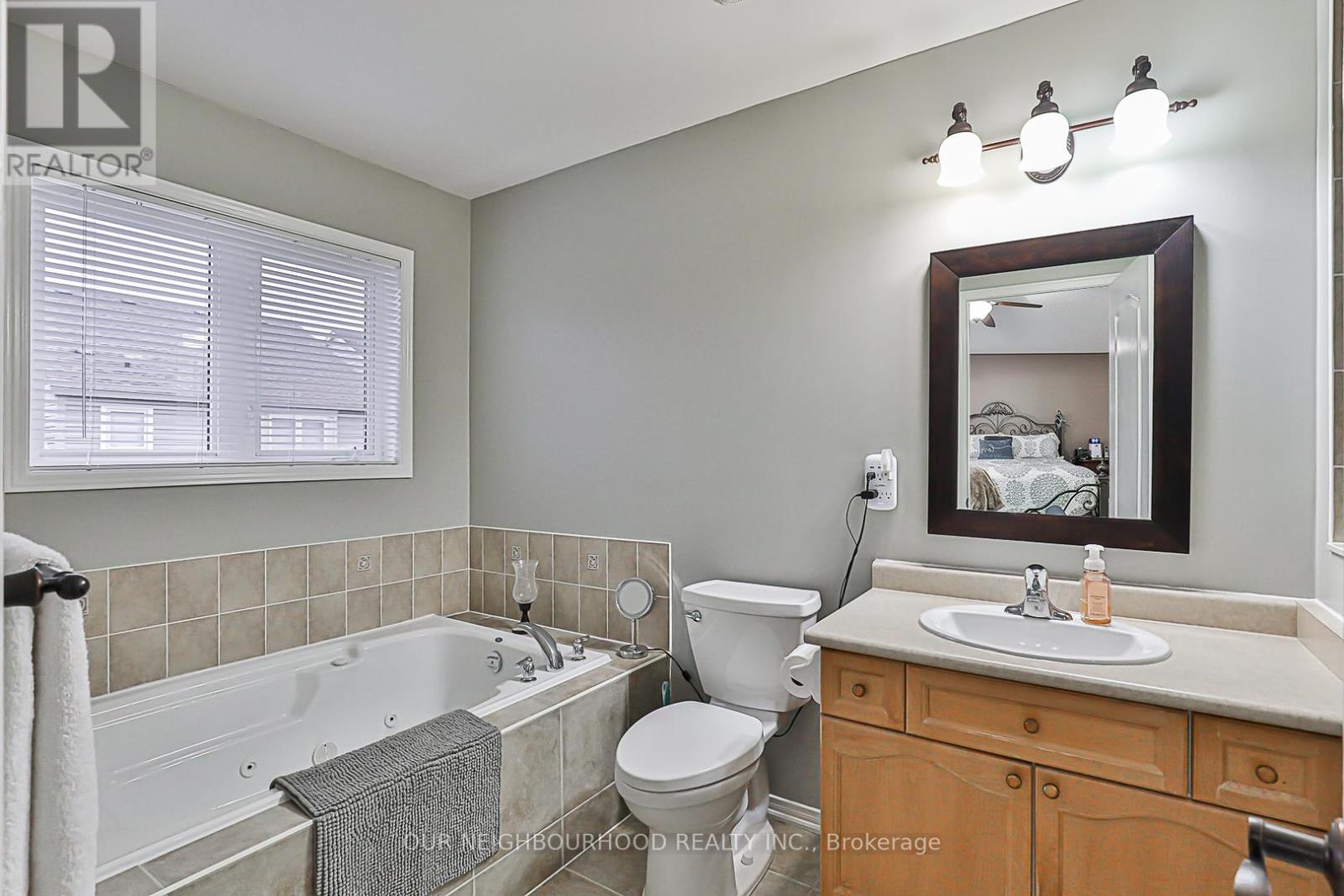 62 MCNICOL CRES