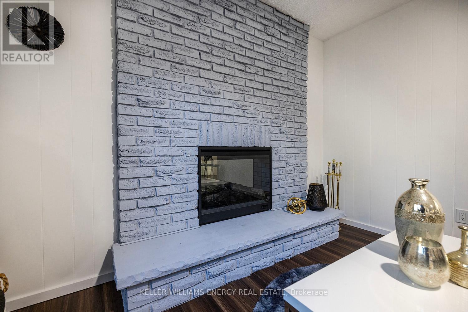 313 SALERNO ST